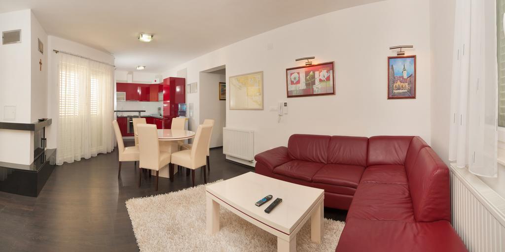Apartmani Gavran Севид Стая снимка