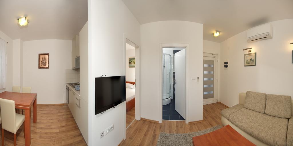 Apartmani Gavran Севид Стая снимка